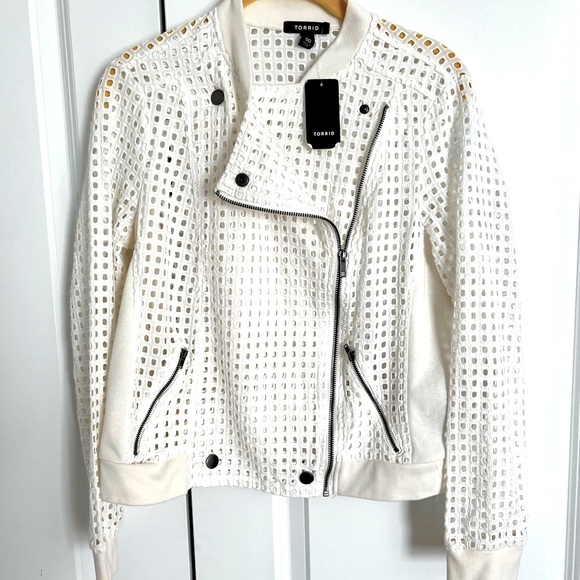 torrid Jackets & Blazers - NWT Torrid Size 00 Jacket